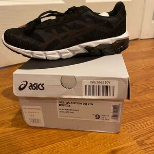 Brand new never worn ASICS gel-quantum black/rosegold